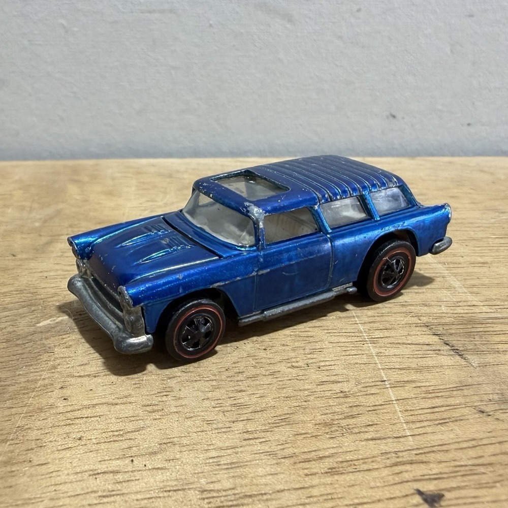 Hot Wheels Redline Classic Nomad 1969 Blue White Interior 1:64 Diecast Car